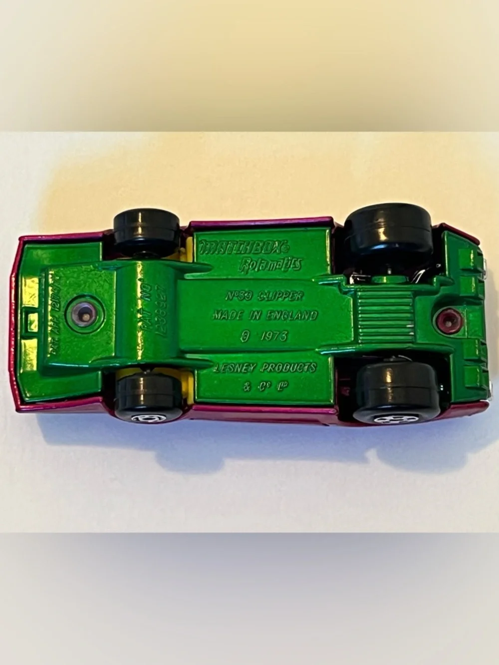 Vintage Matchbox Rolamatics 1973 No. 39 Clipper Lesney England Metallic Magenta